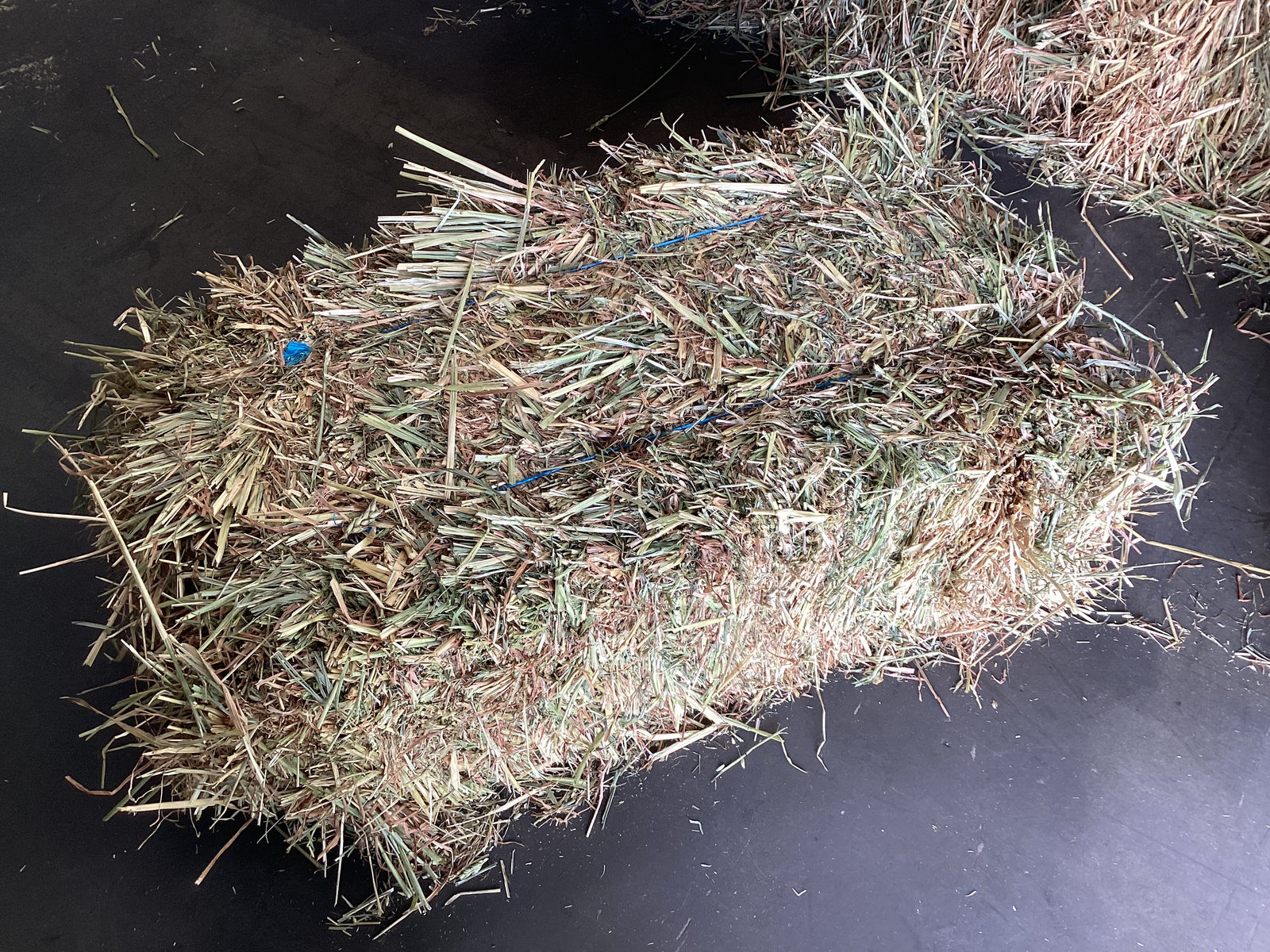 Meadow/Beardless Wheaten Hay